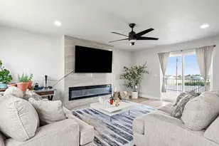 214 S 900 W, Tooele, UT 84074 - Photo 2