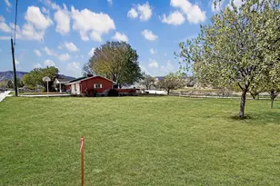 330 W Center, Orangeville, UT 84537 - Photo 40