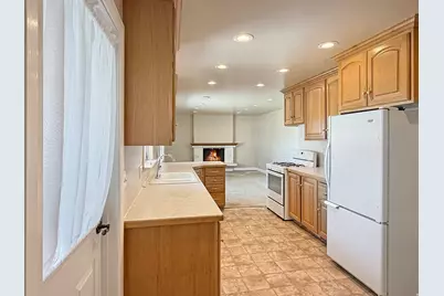 330 W Center, Orangeville, UT 84537 - Photo 8