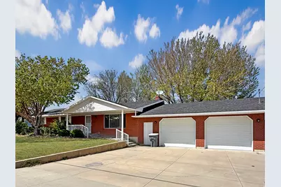 330 W Center, Orangeville, UT 84537 - Photo 2