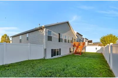 2087 E Hawthorne St N, Saratoga Springs, UT 84043 - Photo 24