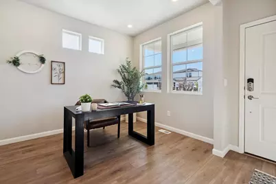 7058 N Sandstone Way, Eagle Mountain, UT 84005 - Photo 2