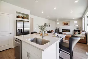 7058 N Sandstone Wy, Eagle Mountain, UT 84005 - Photo 10