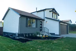 8933 S 3900 W, West Jordan, UT 84088 - Photo 4