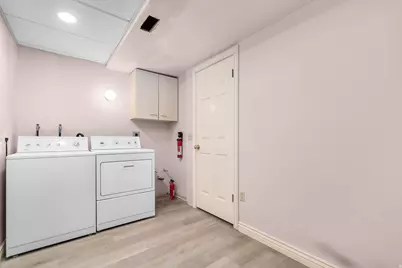 1822 E 9800 S, Sandy, UT 84092 - Photo 34