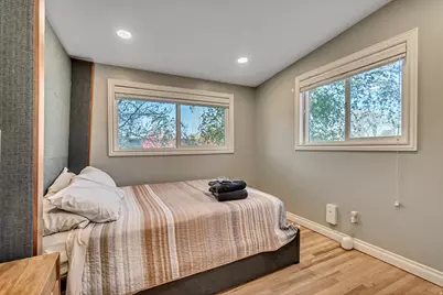 1697 E Bunkerhill Rd E, Holladay, UT 84117 - Photo 16