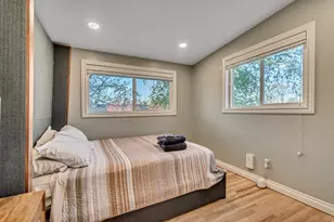 1697 E Bunkerhill Rd E, Holladay, UT 84117 - Photo 16