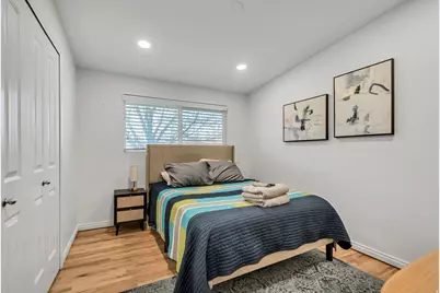 1697 E Bunkerhill Rd E, Holladay, UT 84117 - Photo 14