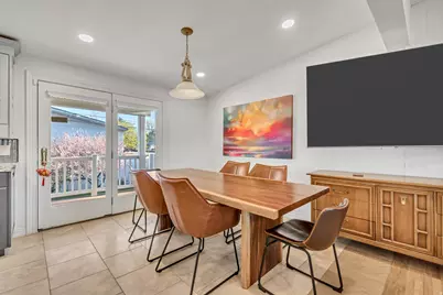 1697 E Bunkerhill Rd E, Holladay, UT 84117 - Photo 10