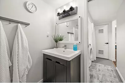 9750 S Indian Dr, Sandy, UT 84092 - Photo 30