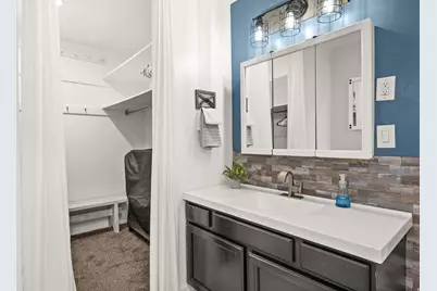 9750 S Indian Ridge Dr, Sandy, UT 84092 - Photo 34