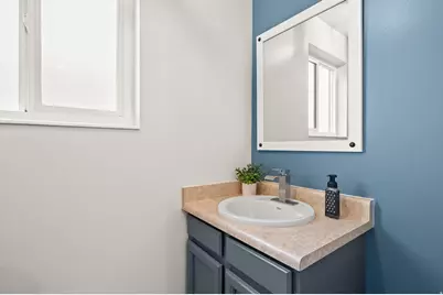 9750 S Indian Ridge Dr, Sandy, UT 84092 - Photo 38