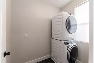 92 S 1100 W #4, Farmington, UT 84025 - Photo 6