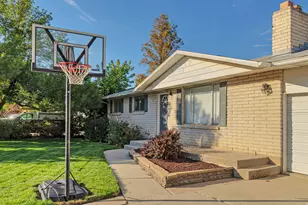 3246 W Royalwood Dr, Taylorsville, UT 84129 - Photo 4