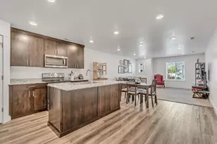 263 E 1825 N, North Ogden, UT 84414 - Photo 4