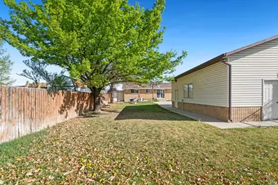 2857 W 8200 S, West Jordan, UT 84088 - Photo 28
