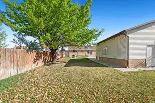 2857 W 8200 S, West Jordan, UT 84088 - Photo 28