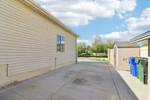 1699 W 2115 S, Syracuse, UT 84075 - Photo 48