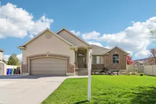 1699 W 2115 S, Syracuse, UT 84075 - Photo 2