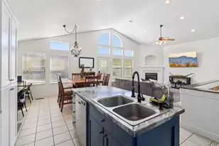 1699 W 2115 S, Syracuse, UT 84075 - Photo 16