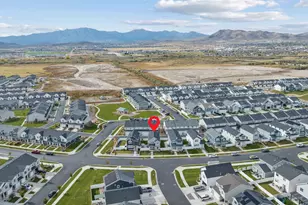 453 N Northshore Dr, Saratoga Springs, UT 84045 - Photo 44