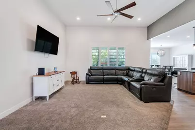 68 N 300 E, Santaquin, UT 84655 - Photo 4