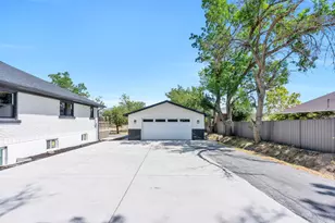 12191 S 3600 W, Riverton, UT 84065 - Photo 6