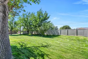 12191 S 3600 W, Riverton, UT 84065 - Photo 4