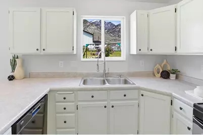 6990 N 2350 W, Honeyville, UT 84314 - Photo 10