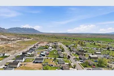 6990 N 2350 W, Honeyville, UT 84314 - Photo 36