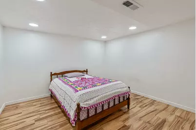 4870 S Southridge Dr, Taylorsville, UT 84129 - Photo 16