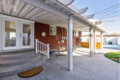 4870 S Southridge Dr, Taylorsville, UT 84129 - Photo 18