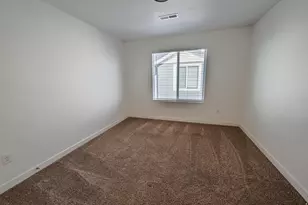 212 N Offshore Ct E, Saratoga Springs, UT 84045 - Photo 24