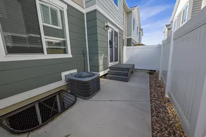 212 N Offshore Ct E, Saratoga Springs, UT 84045 - Photo 36