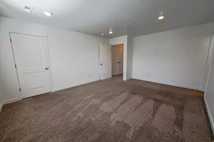 212 N Offshore Ct E, Saratoga Springs, UT 84045 - Photo 30