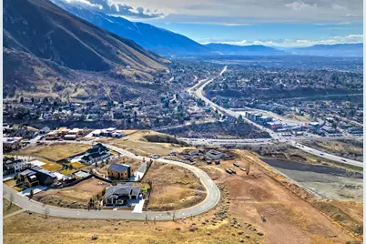 7054 S City View Dr #35, Cottonwood Heights, UT 84121 - Photo 2