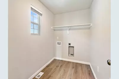 7059 N Sandstone Way, Eagle Mountain, UT 84005 - Photo 16