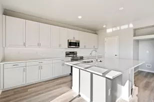 7046 N Sandstone Wy, Eagle Mountain, UT 84005 - Photo 12