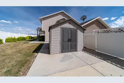 380 W 800 S, Price, UT 84501 - Photo 46