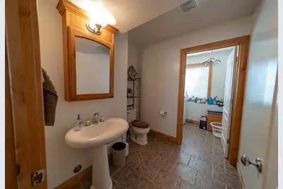 380 W 800 S, Price, UT 84501 - Photo 18