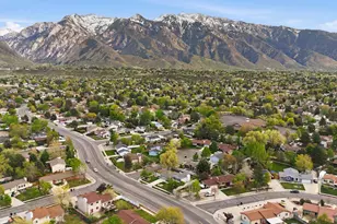 2146 E Newcastle Dr, Sandy, UT 84093 - Photo 40