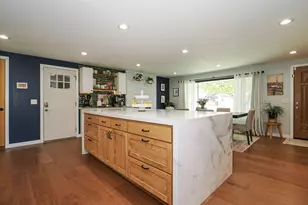 6871 S 1495 E, Cottonwood Heights, UT 84121 - Photo 10