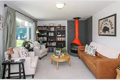 6871 S 1495 E, Cottonwood Heights, UT 84121 - Photo 16