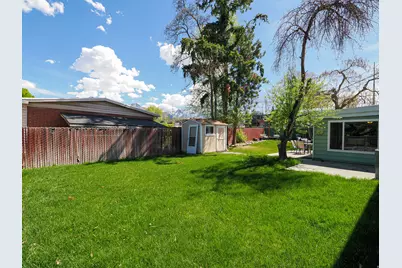 6871 S 1495 E, Cottonwood Heights, UT 84121 - Photo 38