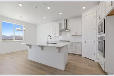 12781 S Glacier Trail Ln #173, Herriman, UT 84096 - Photo 4