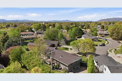 4056 S Solar Cir E, Holladay, UT 84124 - Photo 48