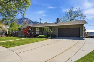 4056 S Solar Cir E, Holladay, UT 84124 - Photo 2