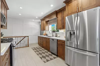 4056 S Solar Cir E, Holladay, UT 84124 - Photo 8