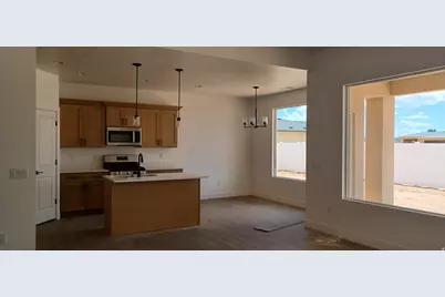 4973 N 970 E, Enoch, UT 84721 - Photo 4