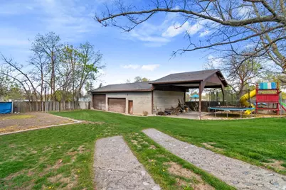 237 S Main St, Providence, UT 84332 - Photo 10